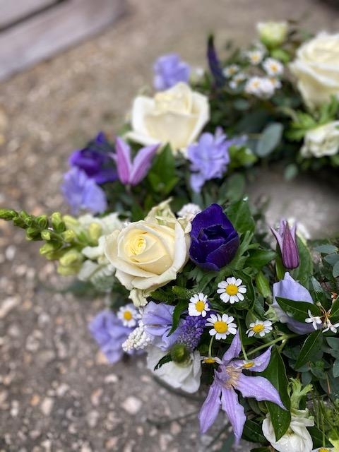 CADBURY WREATH