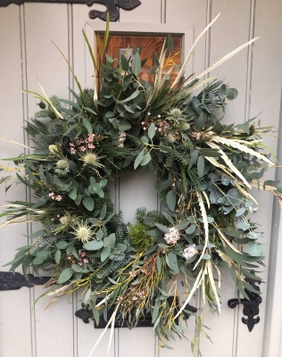 EUCALYPTUS WILD WREATH