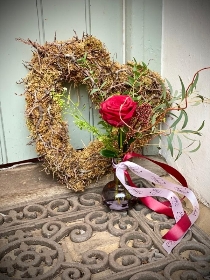 SINGLE RED ROSE VASE