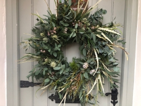 EUCALYPTUS WILD WREATH
