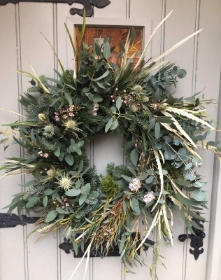 EUCALYPTUS WILD WREATH