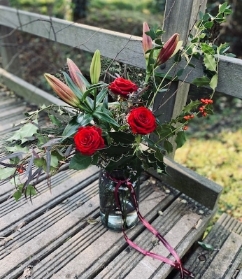 LILY ROSE VASE